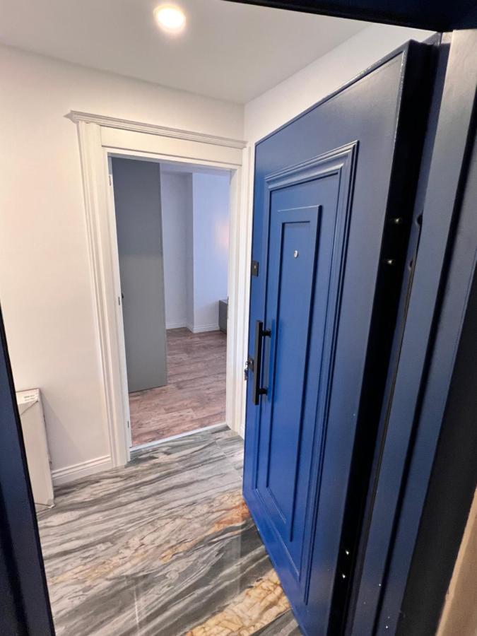 Sea Town Utku Apartament
